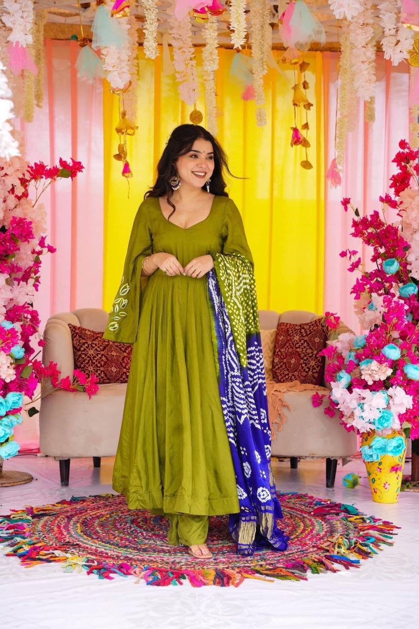 Megha Suit Set
