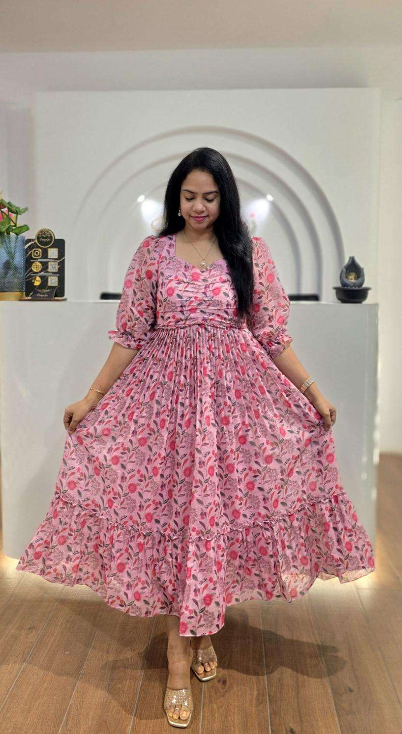 Aaniya Pink