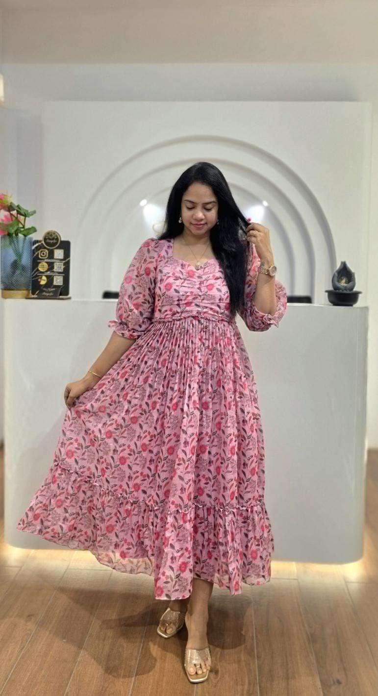 Aaniya Pink
