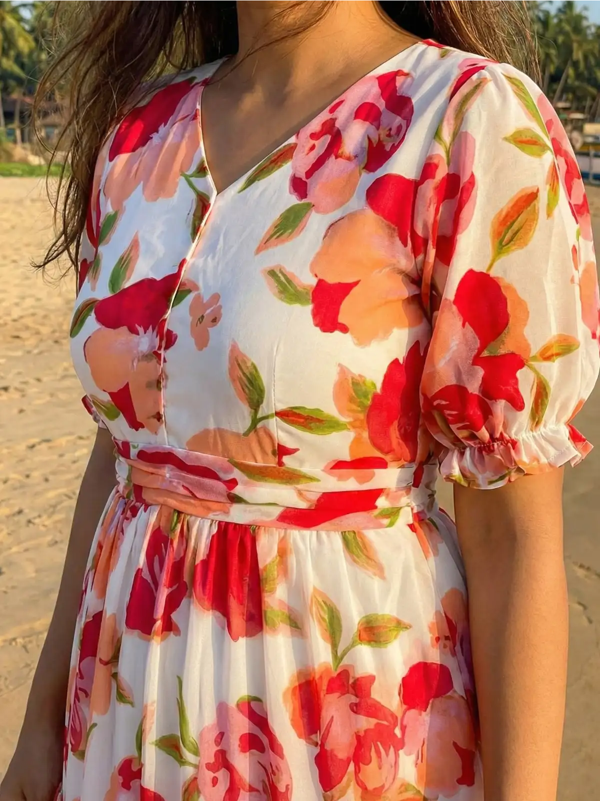 Aaniya Red - White