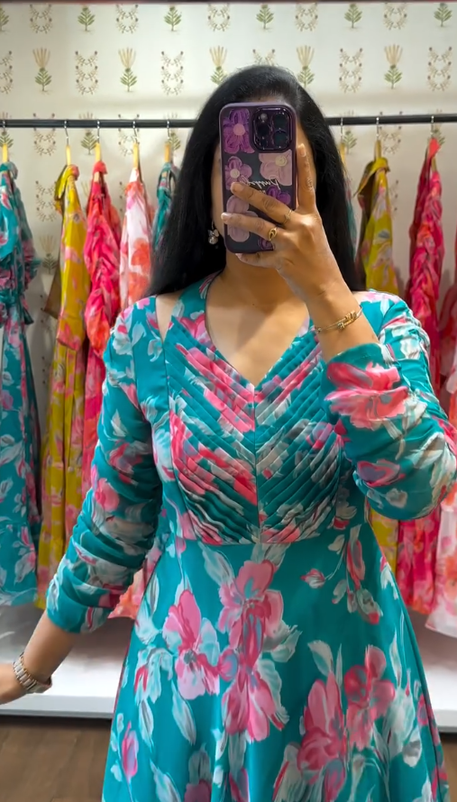Mia Maxi