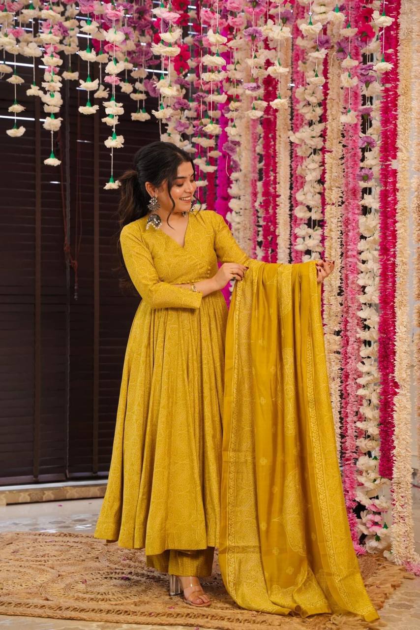 Bandhani Suit