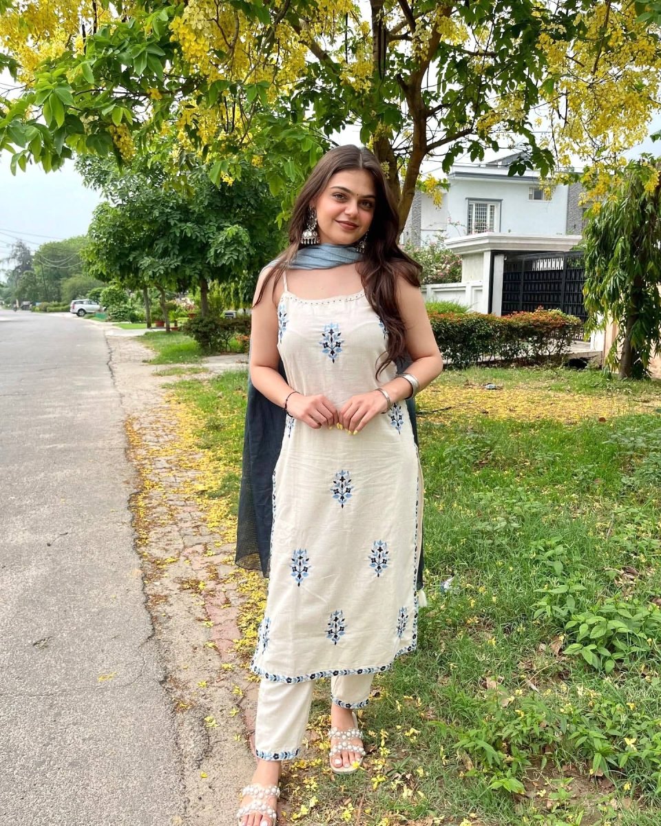 Pure Natural Crepe With Embroidery Work Sleeveless Suit Set