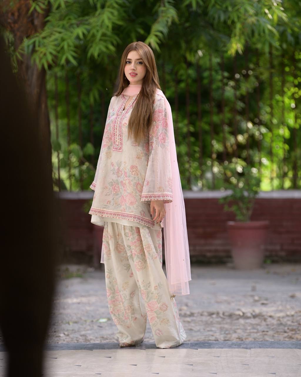 Elegant Chiffon Georgette Farshi Plazzo Set